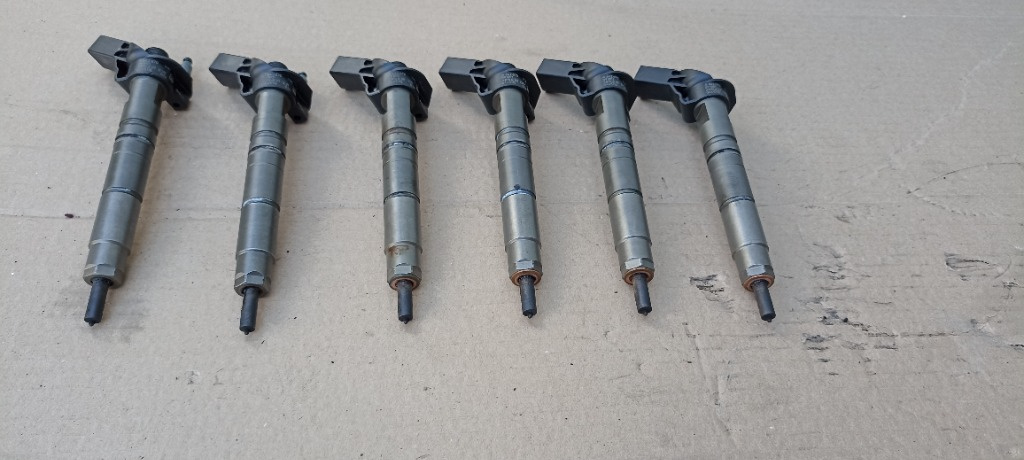 Set injectoare Mercedes CLS C218, 3.0cdi, injector A642070091001, 0445116026