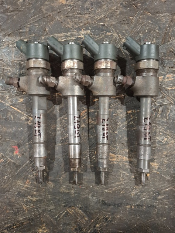Set injectoare Opel 1.9CDTi Z19DT 0445220765 Astra Meriva Zafira - imagine 1