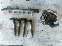 Set Injectoare Opel vivaro 2.0 DCI 0445115 007