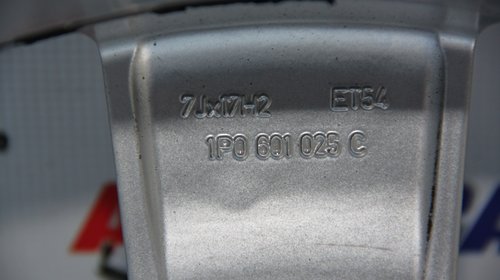 Set jante aliaj cu anvelope Pirelli 225 / 45 / R17 ET 54 5X112 7JX17H2 Seat Altea cod: 1P0601025C model 2009