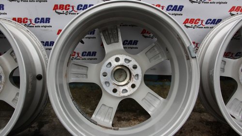 Set jante aliaj MOMO R16 ET 45 6.5JX16H2 5X112 Audi A4 B8 8K model 2012