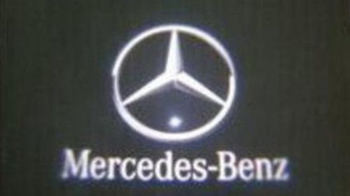 Set lampi cu logo 3D Mercedes W213 E Class W212 M W166 ML pentru iluminat sub portiera
