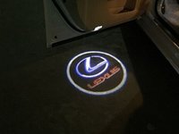 Set lumini auto led cu logo 3D Lexus pentru iluminat sub usa