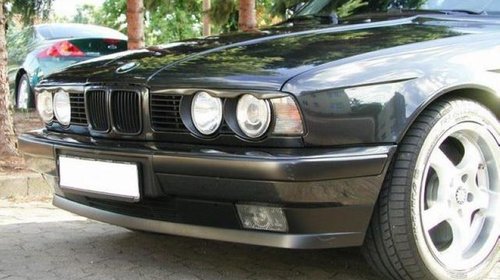 Set pleoape faruri BMW E34