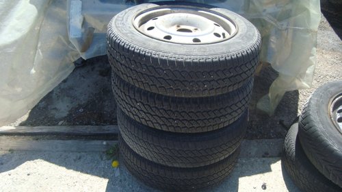 Set roti Renault Kangoo pe 14