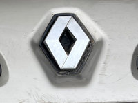 Sigla Emblema de pe Bara Spoiler Fata Renault Clio 3 2005 - 2014 [C3683]