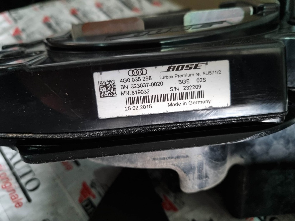 Sistem audio BOSE Fara amplificator Audi