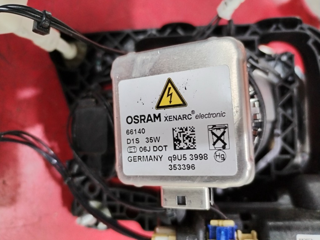 Sistem complet xenon cornering adaptiv f