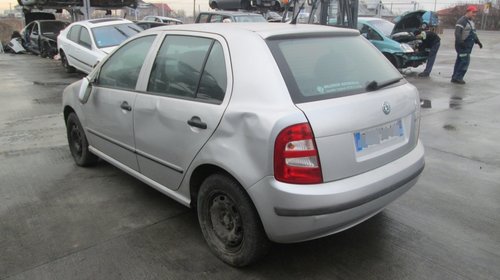 SKODA FABIA 1.2i 8v