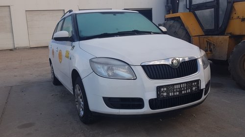 Skoda Fabia II din 2010, motor 1.2 benzina, tip BZG