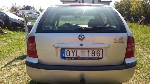 Skoda OCTAVIA 1,6 SR an 2000 la dezmembrat!!!