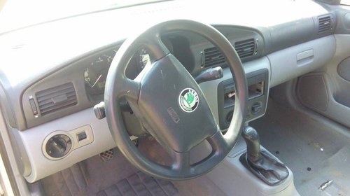 Skoda OCTAVIA 1,6 SR an 2000 la dezmembrat!!!