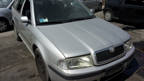 Skoda Octavia combi 1.6sr tip motor AVU