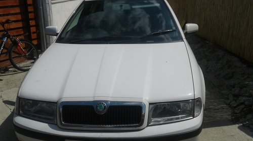 Skoda Octavia Tour, 2008, 19 diesel, axr, alb