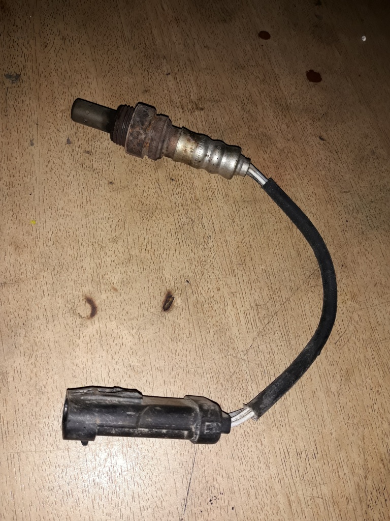 SONDA LAMBDA 2 DUPA Catalizator DACIA LOGAN ALB 1.4 MPI
