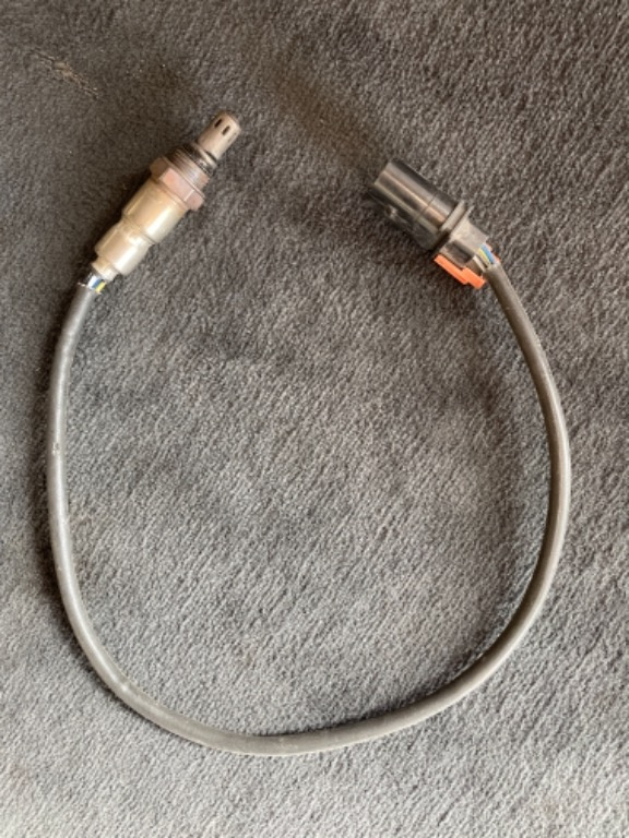 Sonda lambda 6 pini negru inaintea precatalizatorului 4G0906265 ⭐⭐⭐⭐⭐