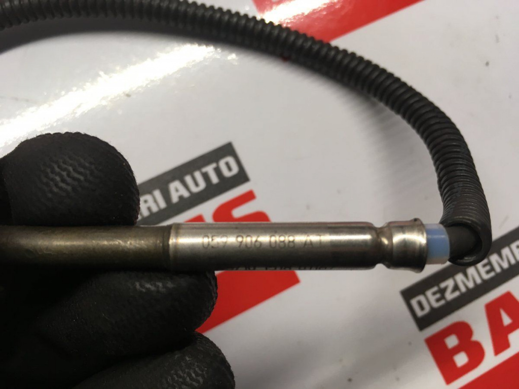 Sonda lambda Audi A4 cod: 059906088at
