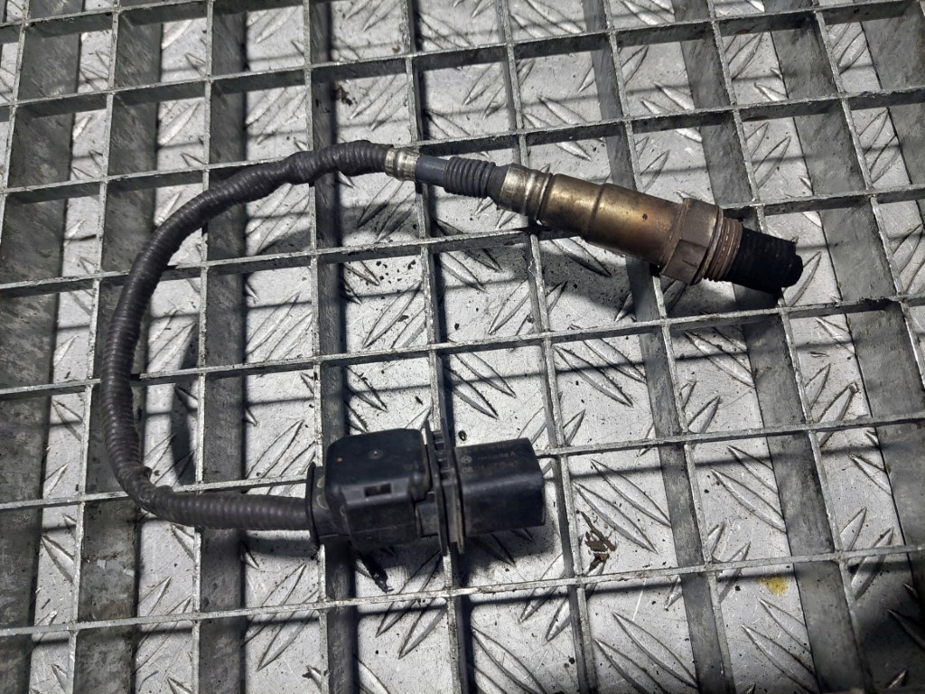 Sonda lambda BMW X5 E70 3.0 d 245cp an 2008 cod 77