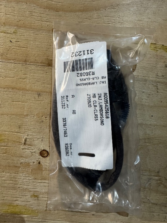 Sonda lambda mercedes CLA / CLS x218 cod A0095425618