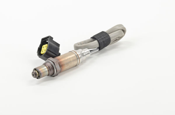 Sonda Lambda Sonda lambda numar fire 4 940mm inainte de catalizator JEEP GRAND CHEROKEE II GRAND CHEROKEE III WRANGLER II 3.7-5.7 08.96-12.10 BOSCH F 00H L00 223