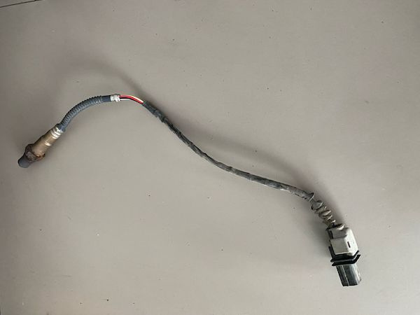 Sonda lambda VOLVO XC70 V70 XC90 S60 V60 D6 HYBRID 2014+ 31422092