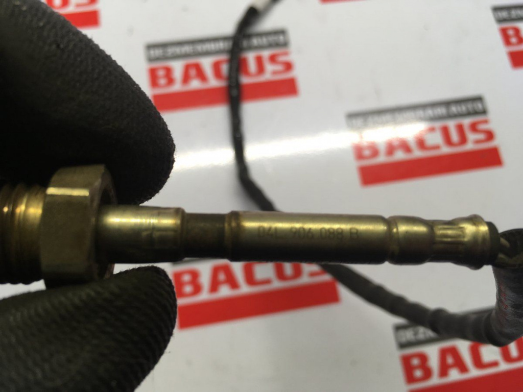 Sonda lambda VW 1.6 TDI cod: 04l906088b
