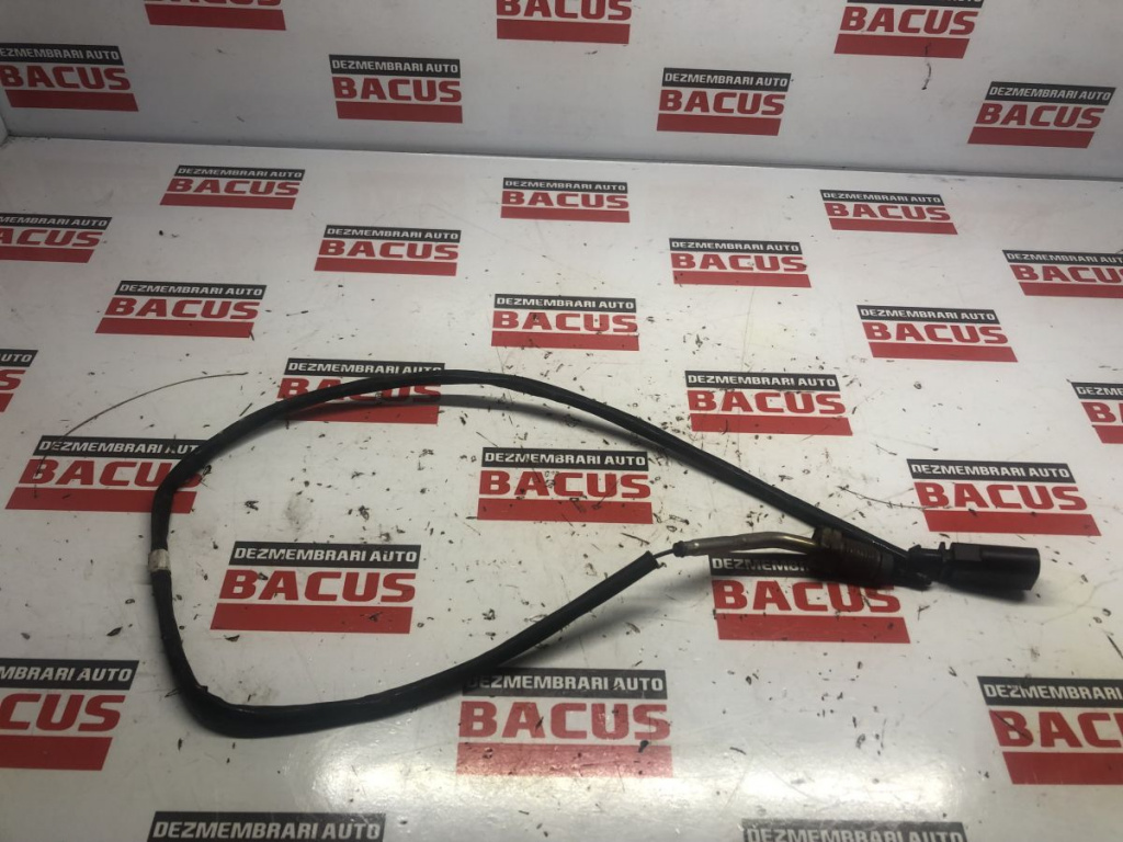 Sonda lambda VW Passat B7 cod: 03l906088bd