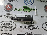 Spalator far stanga Mercedes C-Class W204 A2048602747