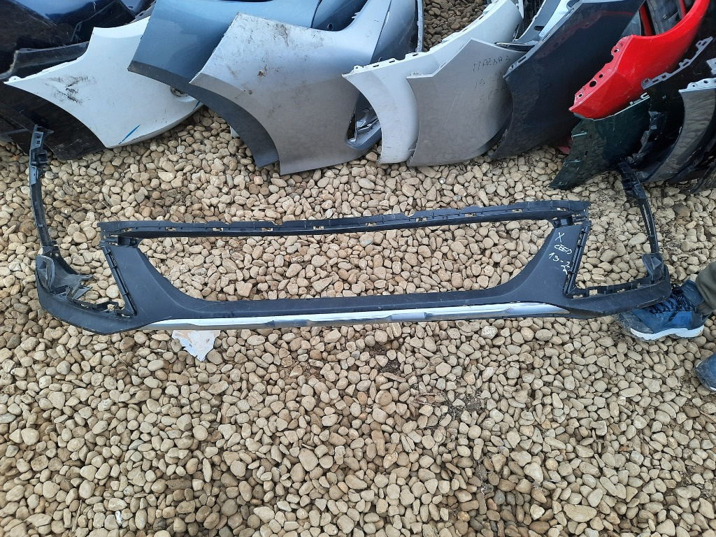 Spoiler bara fata Kia X-Ceed 2019/2020/2021/2022