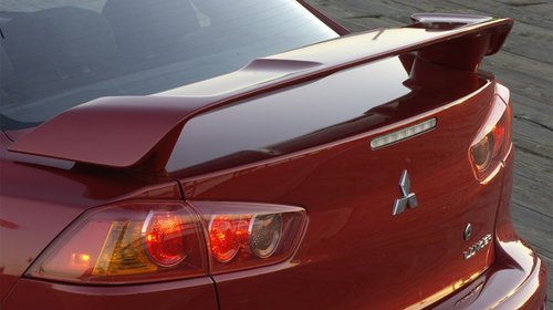 Spoiler Eleron portbagaj Mitsubishi Lancer GTS CY2A CZ4A