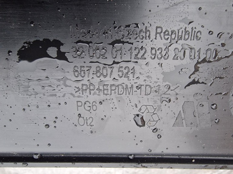 Spoiler inferior bara spate skoda scala 
