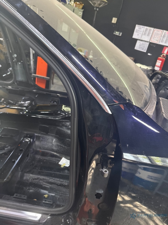 Stalp A dreapta fata AUDI A4 IV Avant 8K5, B8 2007 - 2015