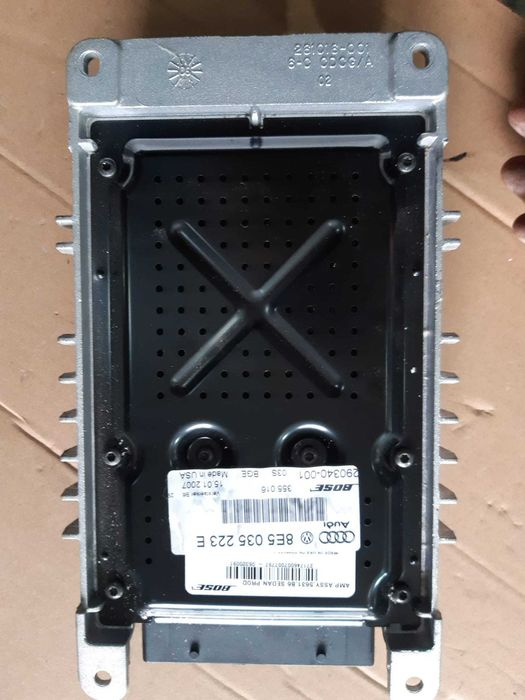 Statie/amplificator Bose Audi A4 B6/B7 cod 8E50352