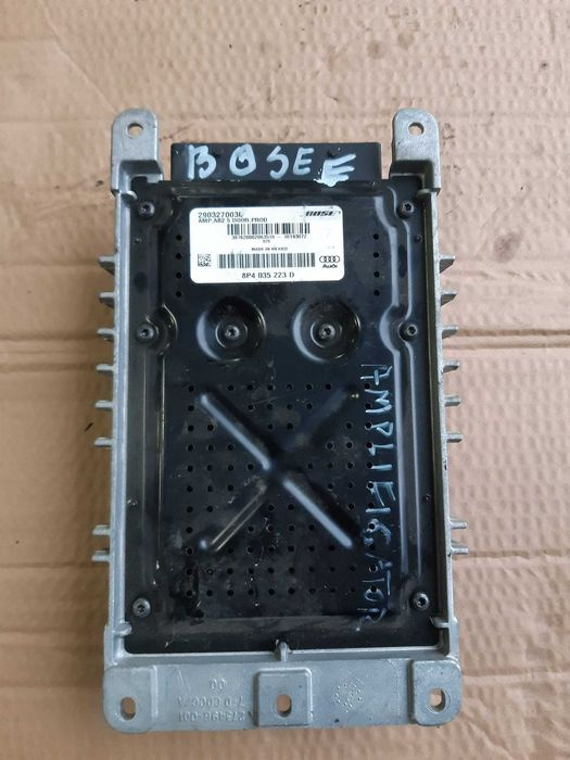 Statie/Amplioficator bose Audi A3 8P Cod 8P4035223D