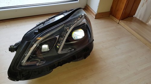 STICLA Far E Class facelift W212 Stanga FULL LED ILS sau sticla de rezerva