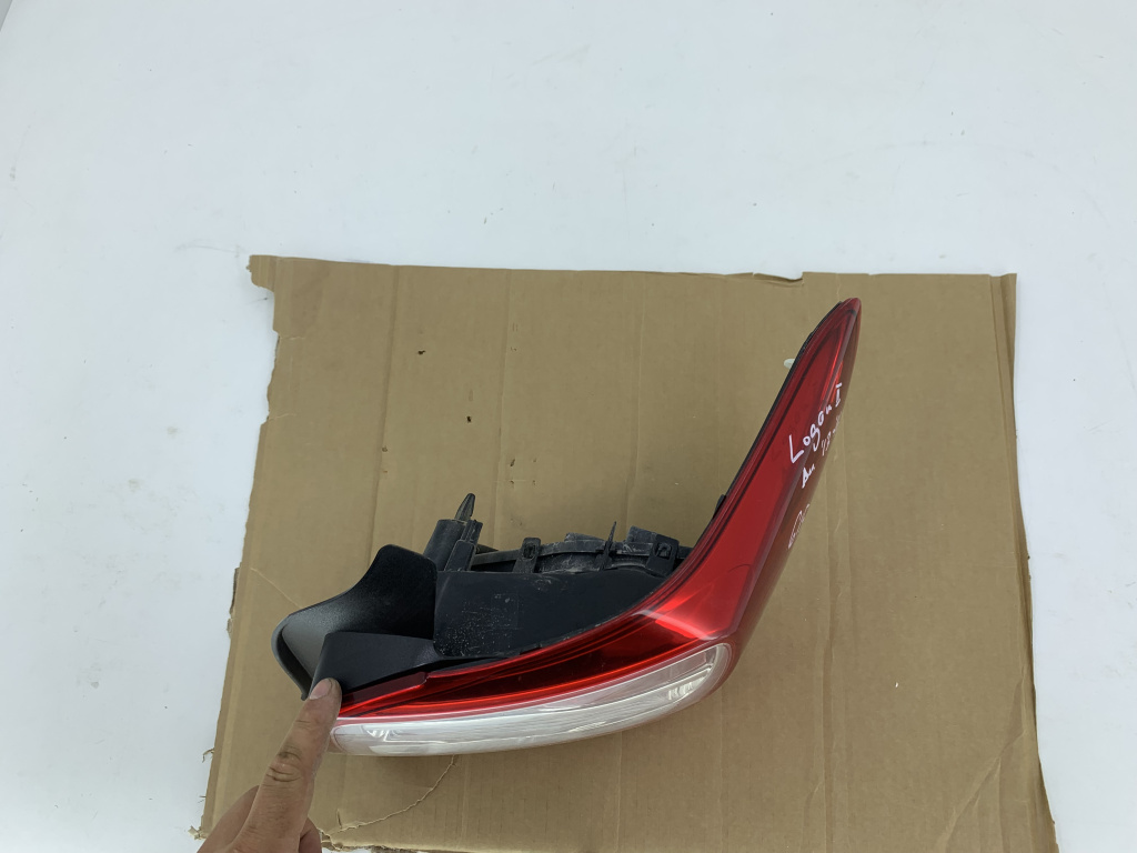 Stop aripa dreapta Dacia Logan 2 1.4 MPI