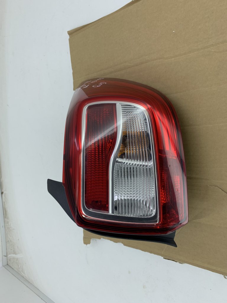 Stop aripa dreapta Dacia Logan 2 1.4 MPI 2011-2016 D10-1-5 265501454R DezP: 26285