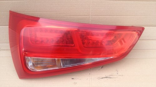 Stop Audi A1 LED din 2012 cod 8X0945093B