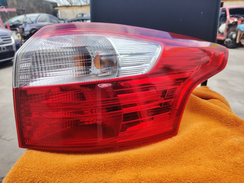 Stop Dreapta Aripa Cu Led Ford Focus 3 Break