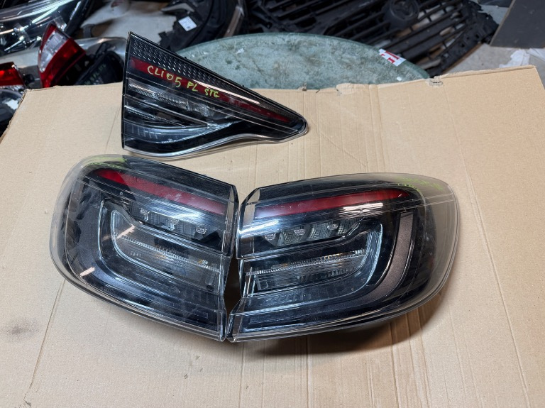 Stop dreapta aripa / stop stanga aripa / haion Renault Clio 5 FACELIFT 2024/2025