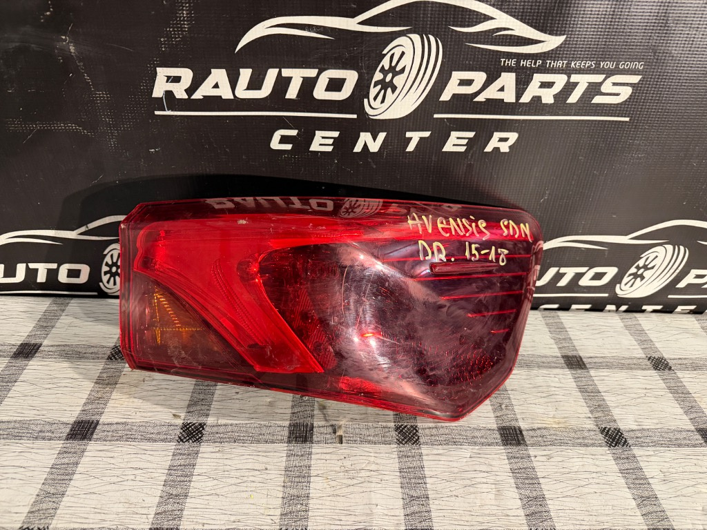 Stop dreapta aripa Toyota Avensis Sedan FULL LED 2015/2016/2017/2018