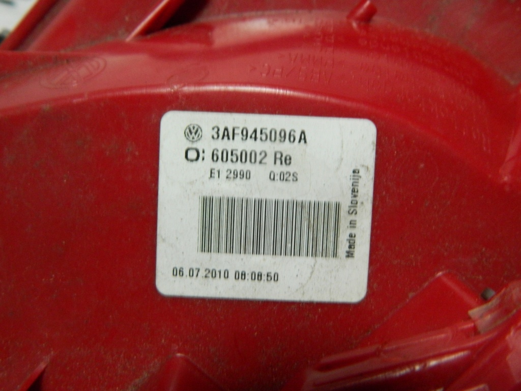 Stop dreapta caroserie VW Passat B7 Vari