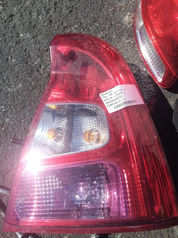 Stop Dreapta cod: 62421102 pentru Dacia Logan Facelift din 2011