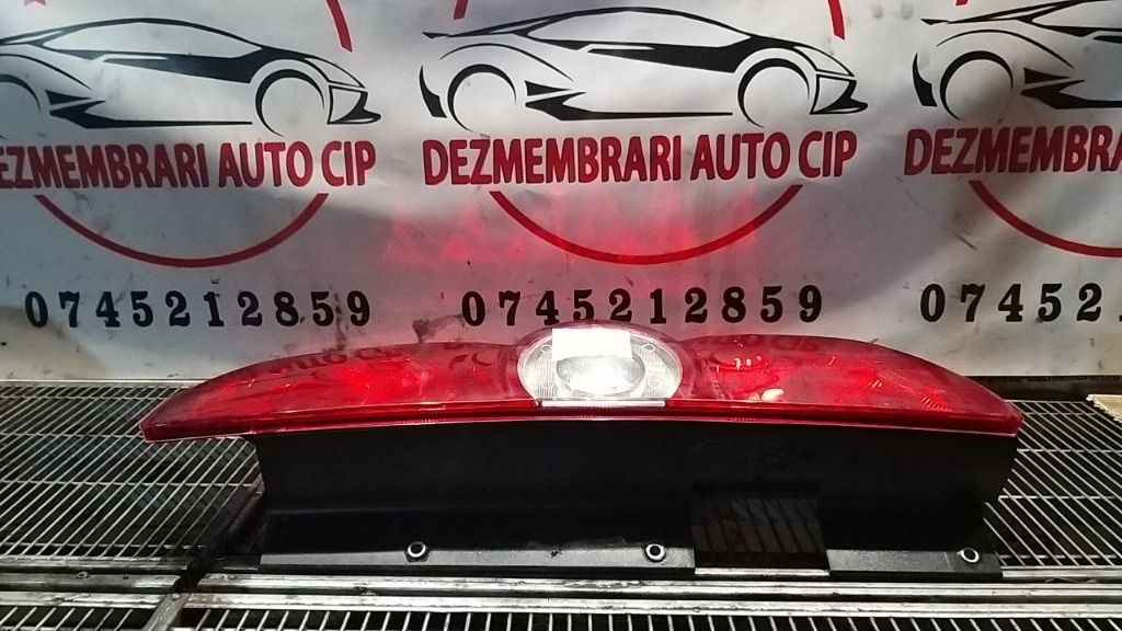 Stop dreapta Opel Combo Cod: 00519248430