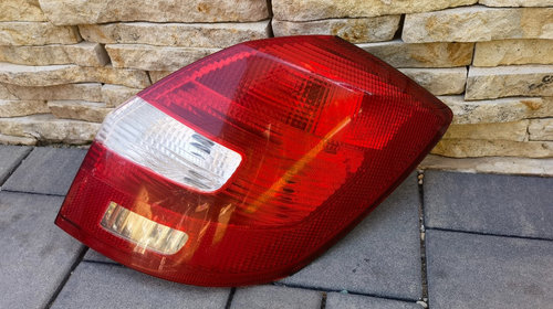 Stop dreapta Skoda Fabia 2 lampa stop dreapta Skoda Fabia