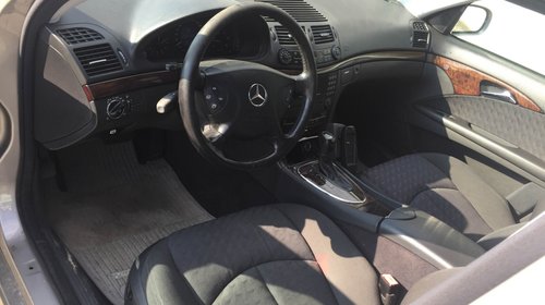 Stop dreapta spate Mercedes E-Class W211 2004 Sedan 2.2 CDI