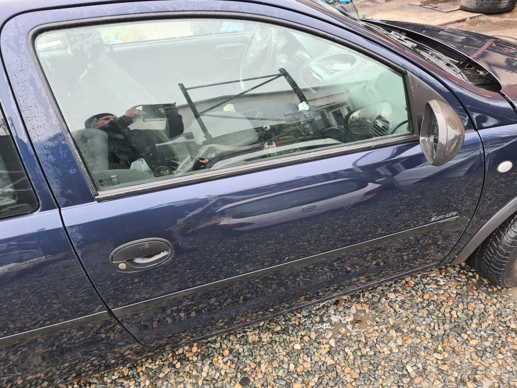 Stop dreapta spate Opel Corsa C 2002 2 u