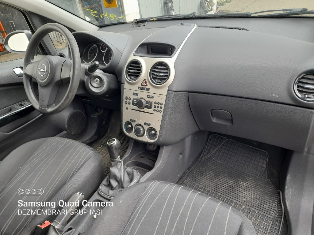 Stop dreapta spate Opel Corsa D 2007 hat