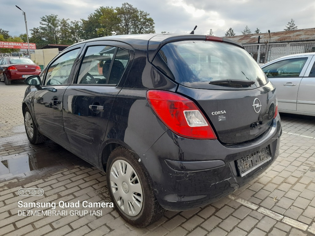 Stop dreapta spate Opel Corsa D 2007 hat