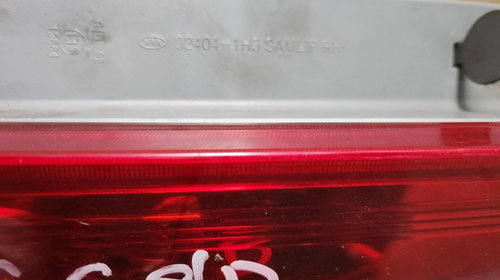 Stop dreapta superior Kia Ceed 1.6CRDI combi an de fabricatie 2011 Cod : 92404-1H3